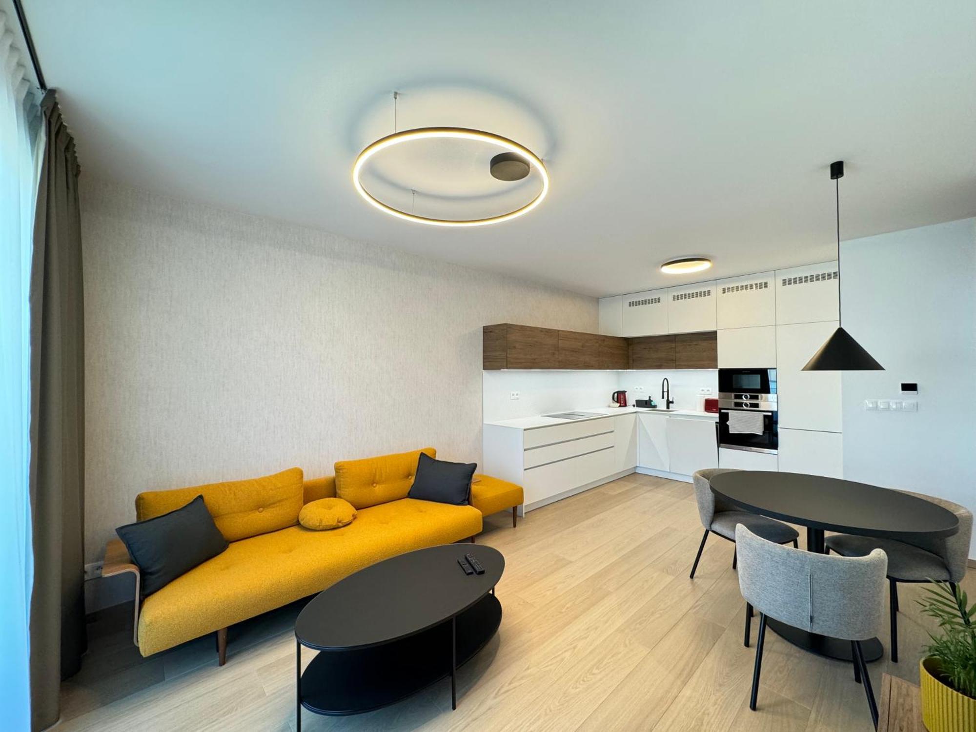 Aurora Apartments 브라티슬라바 외부 사진
